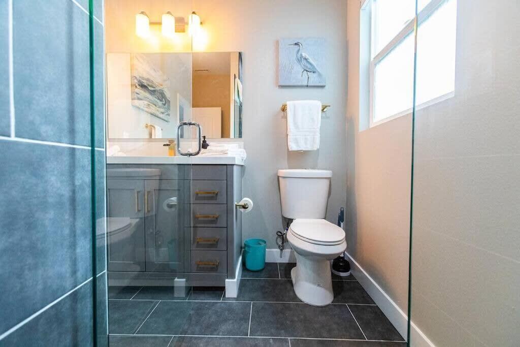 Restaurants-Pets-Professionals-Fastwifi-A C-Patios Apartment San Diego Luaran gambar