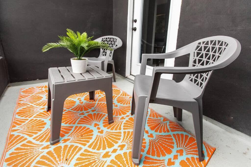 Restaurants-Pets-Professionals-Fastwifi-A C-Patios Apartment San Diego Luaran gambar
