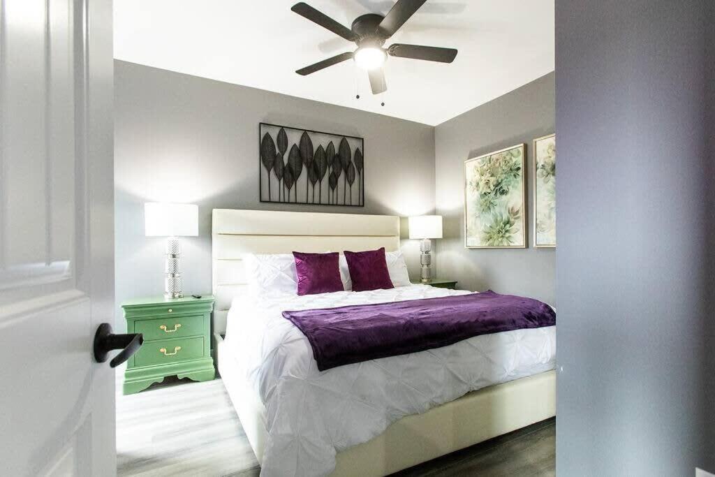 Restaurants-Pets-Professionals-Fastwifi-A C-Patios Apartment San Diego Luaran gambar