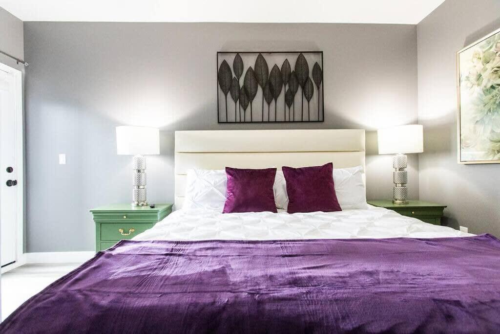 Restaurants-Pets-Professionals-Fastwifi-A C-Patios Apartment San Diego Luaran gambar