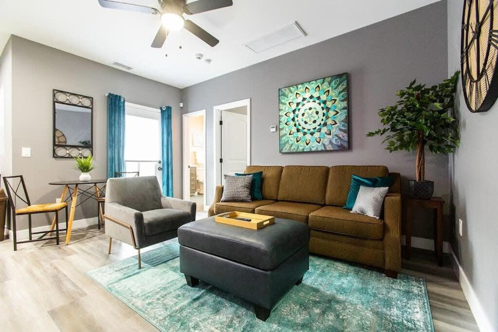 Restaurants-Pets-Professionals-Fastwifi-A C-Patios Apartment San Diego Luaran gambar